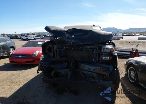 2020 Chevrolet Silverado 1500 2Wd Short Bed Custom z USA, uszkodzony, nr VIN 1GCPWBEH4LZ238232